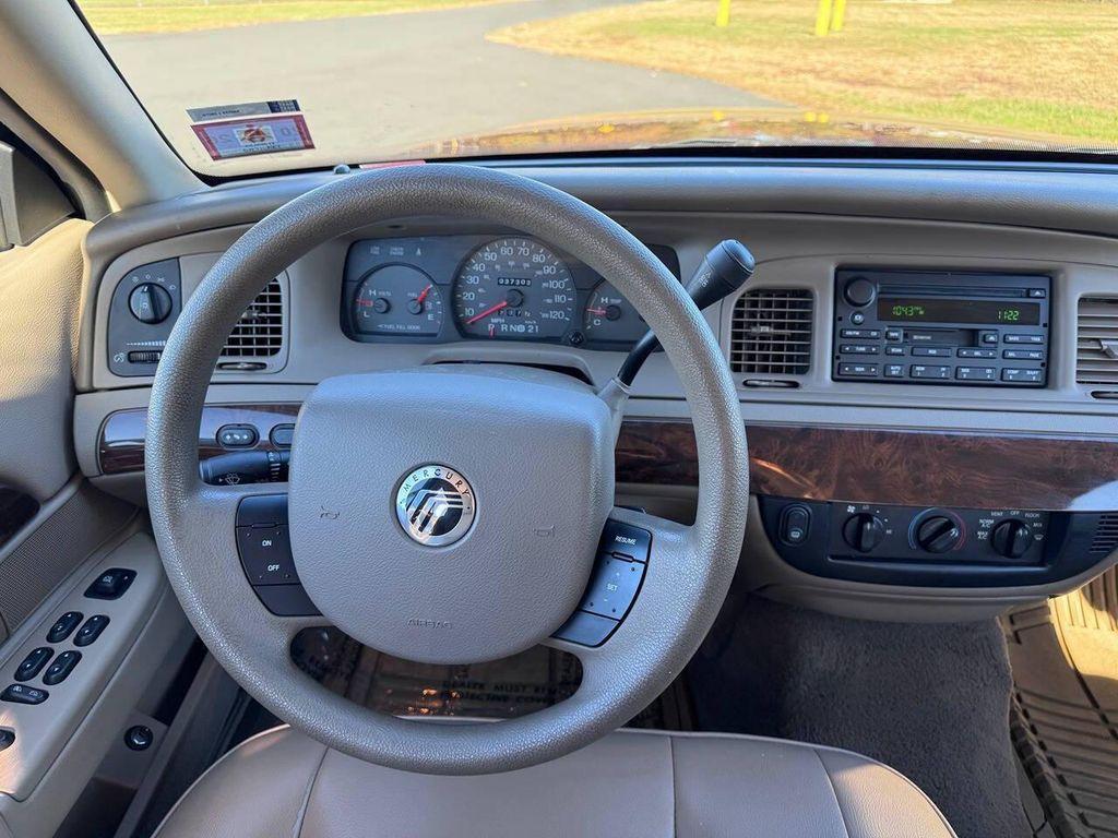 used 2005 Mercury Grand Marquis car, priced at $9,998