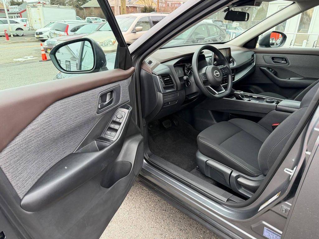 used 2023 Nissan Rogue car, priced at $19,999