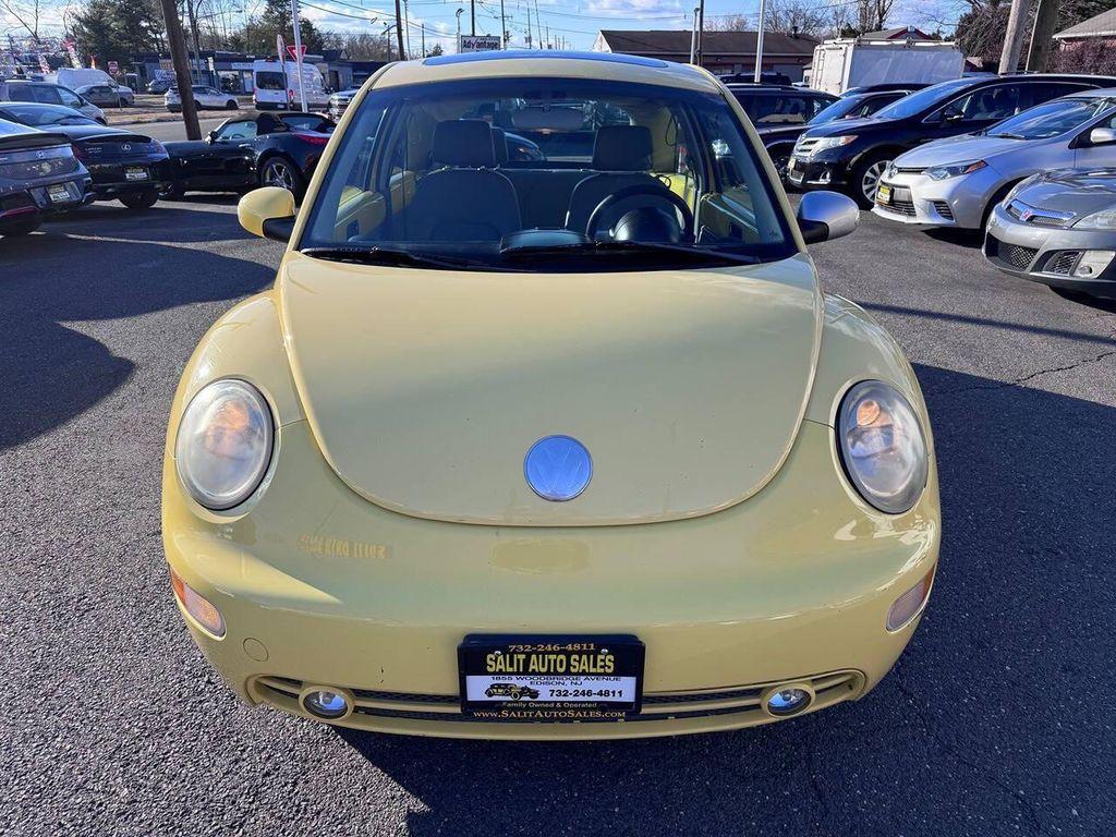 used 2005 Volkswagen New Beetle car