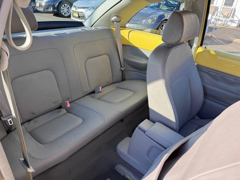 used 2005 Volkswagen New Beetle car