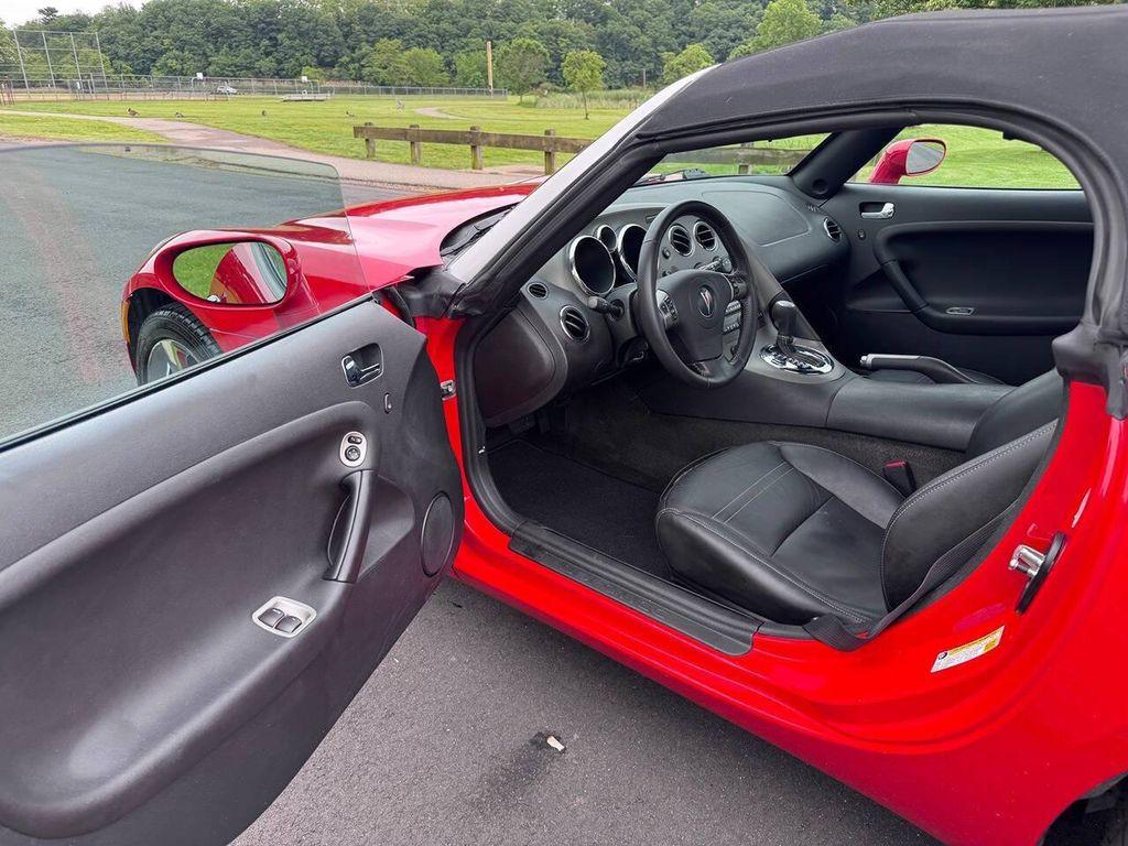 used 2007 Pontiac Solstice car, priced at $12,998