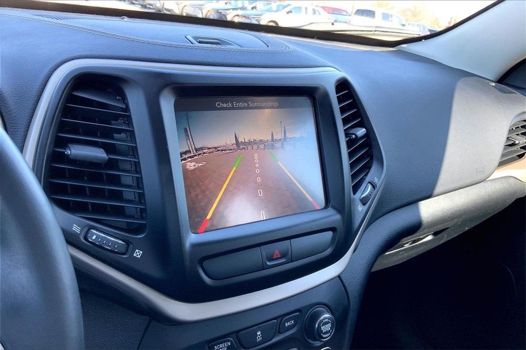 used 2016 Jeep Cherokee car, priced at $9,750