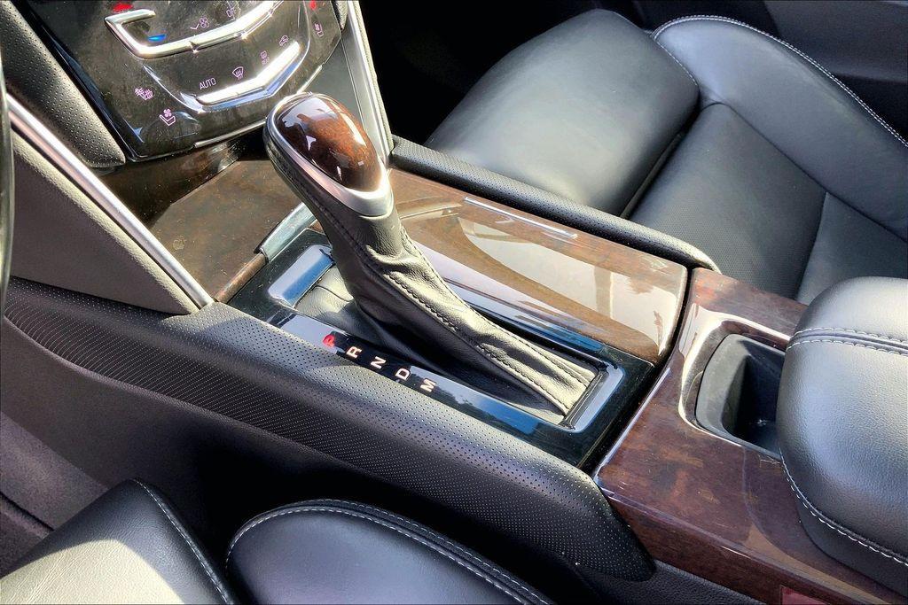 used 2013 Cadillac XTS car, priced at $10,147