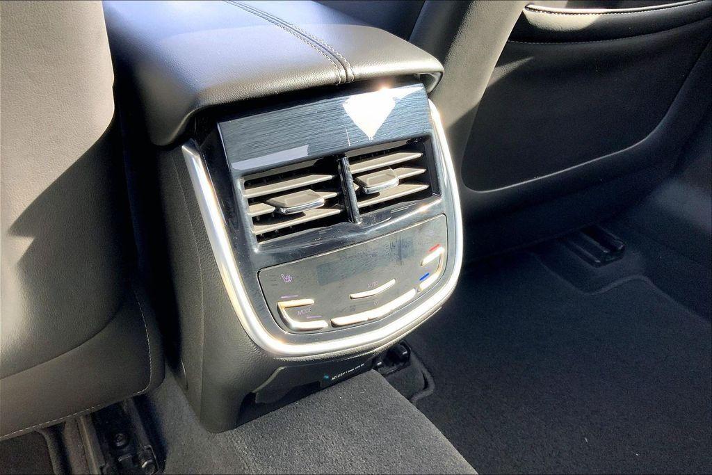 used 2013 Cadillac XTS car, priced at $10,147