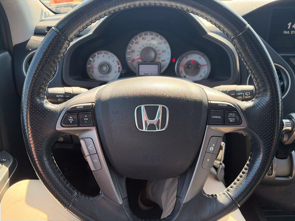 used 2015 Honda Pilot car, priced at $11,243