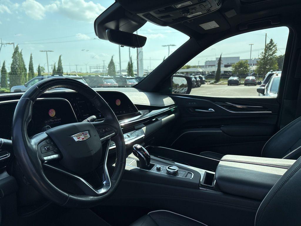 used 2023 Cadillac Escalade car, priced at $71,157