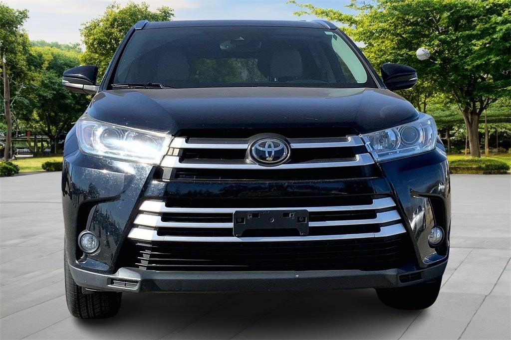 used 2017 Toyota Highlander car, priced at $18,404