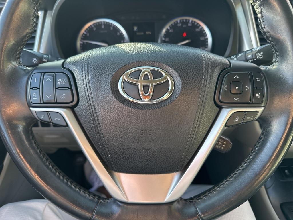 used 2017 Toyota Highlander car, priced at $20,750