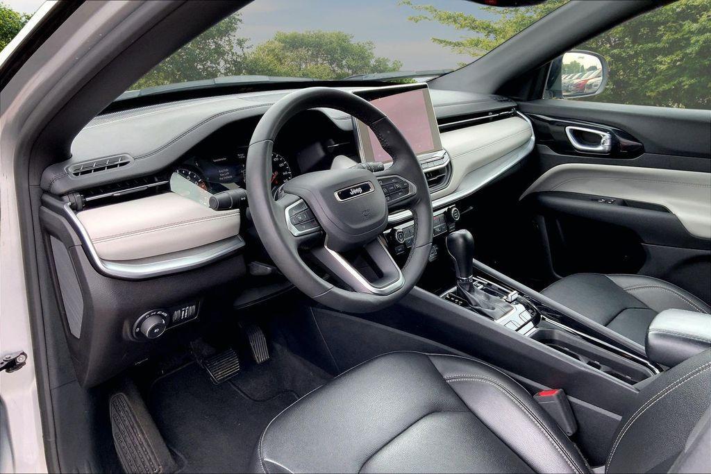 used 2025 Jeep Compass car, priced at $22,054