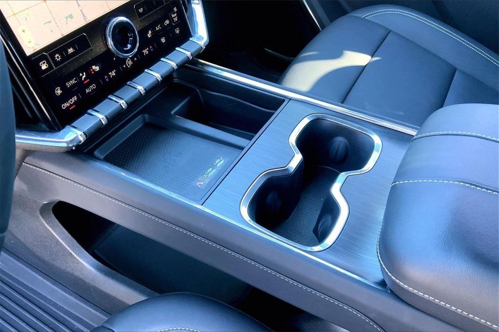 used 2024 GMC Acadia car, priced at $33,950