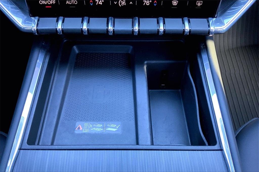 used 2024 GMC Acadia car, priced at $33,950