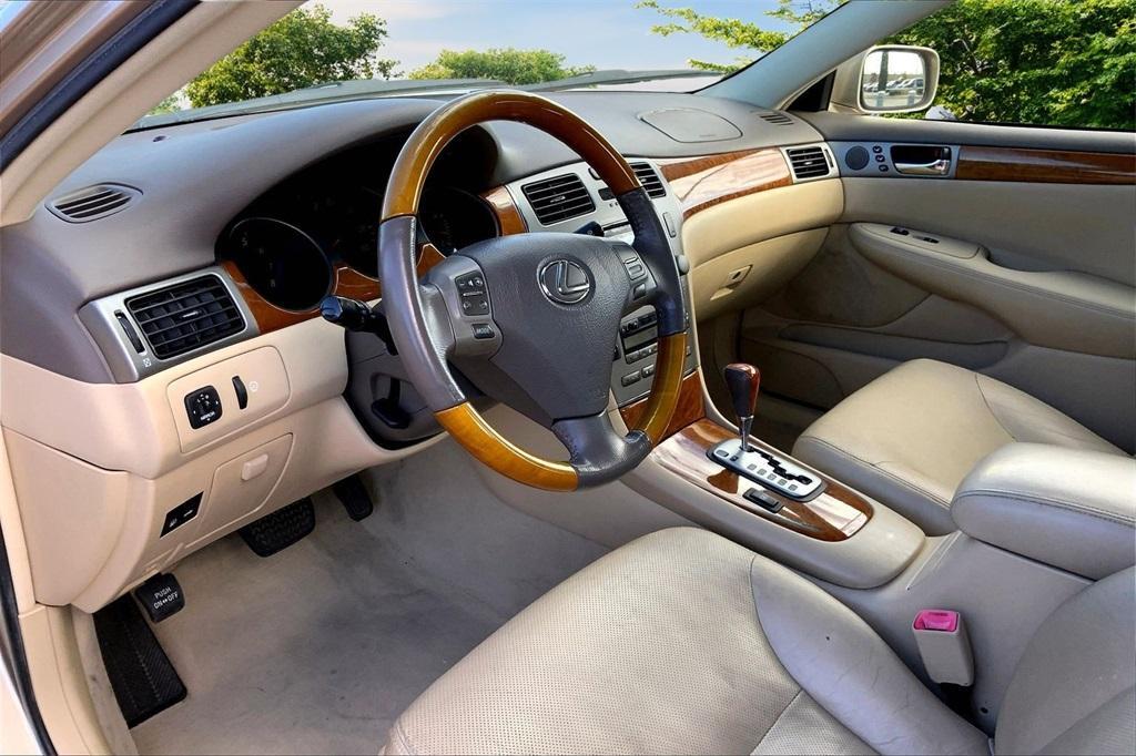 used 2005 Lexus ES 330 car, priced at $5,000