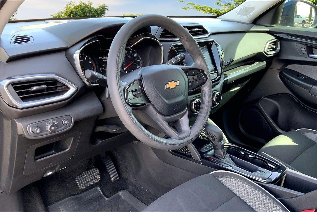 used 2021 Chevrolet TrailBlazer car, priced at $14,265
