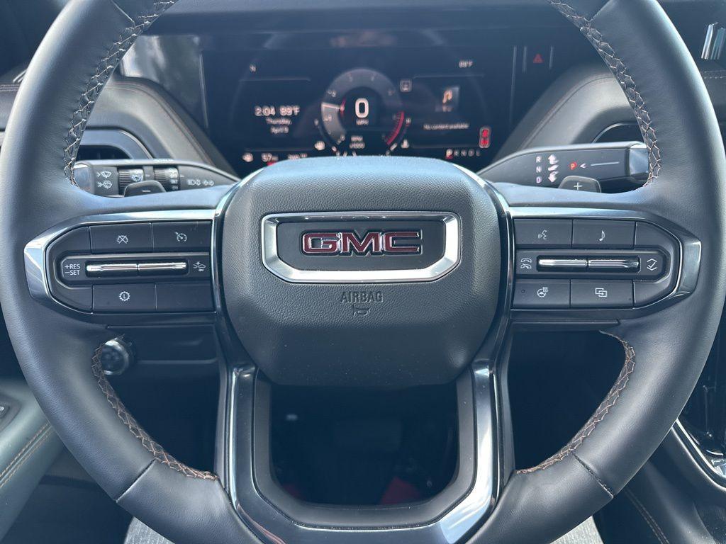 used 2025 GMC Yukon car, priced at $72,000