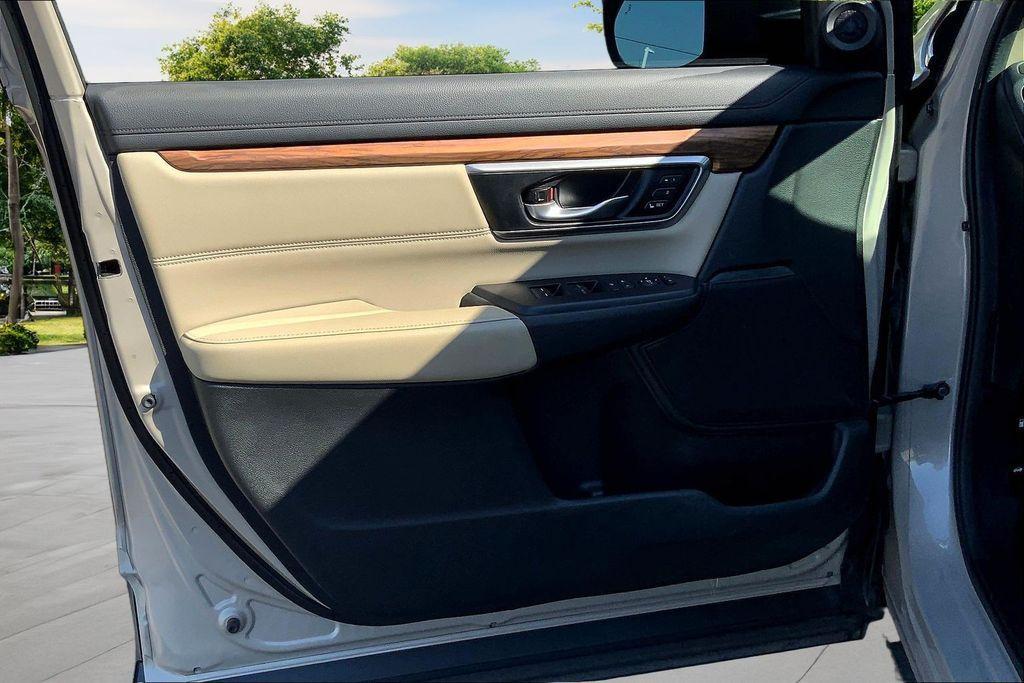 used 2019 Honda CR-V car, priced at $19,898