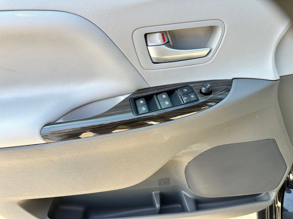 used 2015 Toyota Sienna car, priced at $15,506