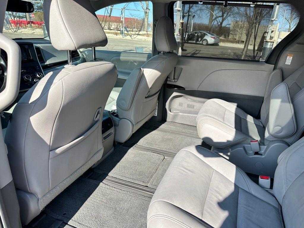 used 2015 Toyota Sienna car, priced at $15,506