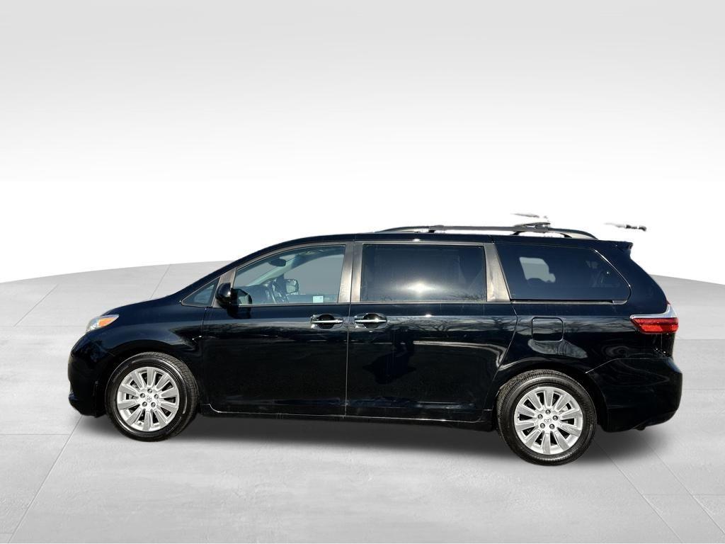 used 2015 Toyota Sienna car, priced at $15,506