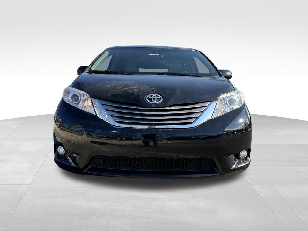 used 2015 Toyota Sienna car, priced at $15,506
