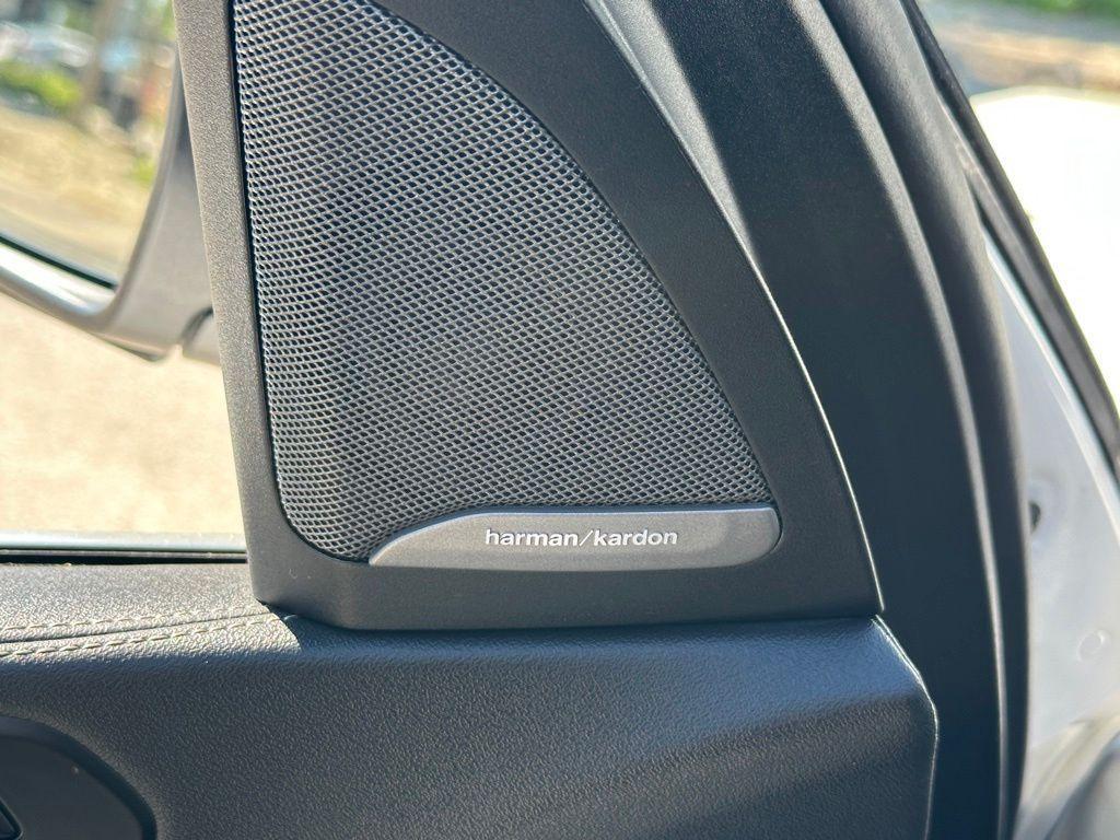 used 2025 BMW X7 car, priced at $60,298