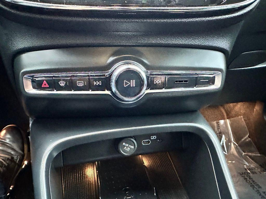 used 2023 Volvo C40 Recharge Pure Electric car, priced at $25,377