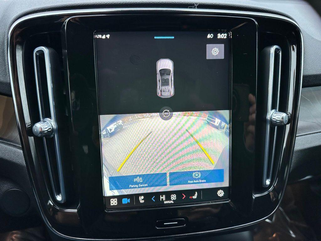 used 2023 Volvo C40 Recharge Pure Electric car, priced at $25,377