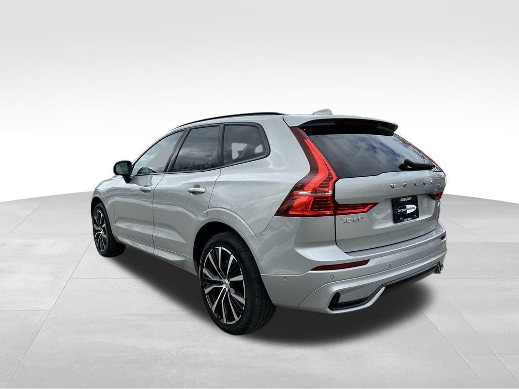 used 2025 Volvo XC60 car, priced at $31,593