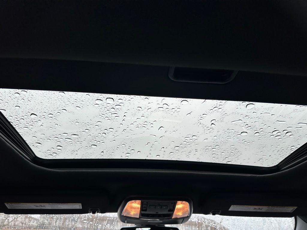 used 2015 Jeep Grand Cherokee car, priced at $13,209