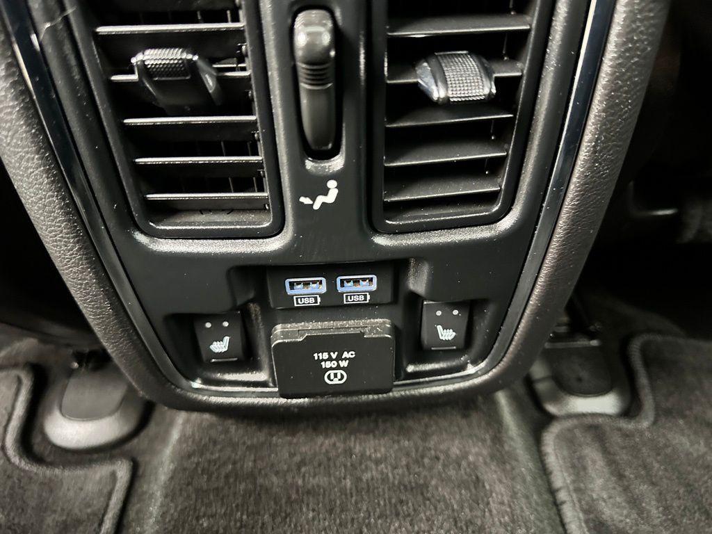 used 2015 Jeep Grand Cherokee car, priced at $13,209