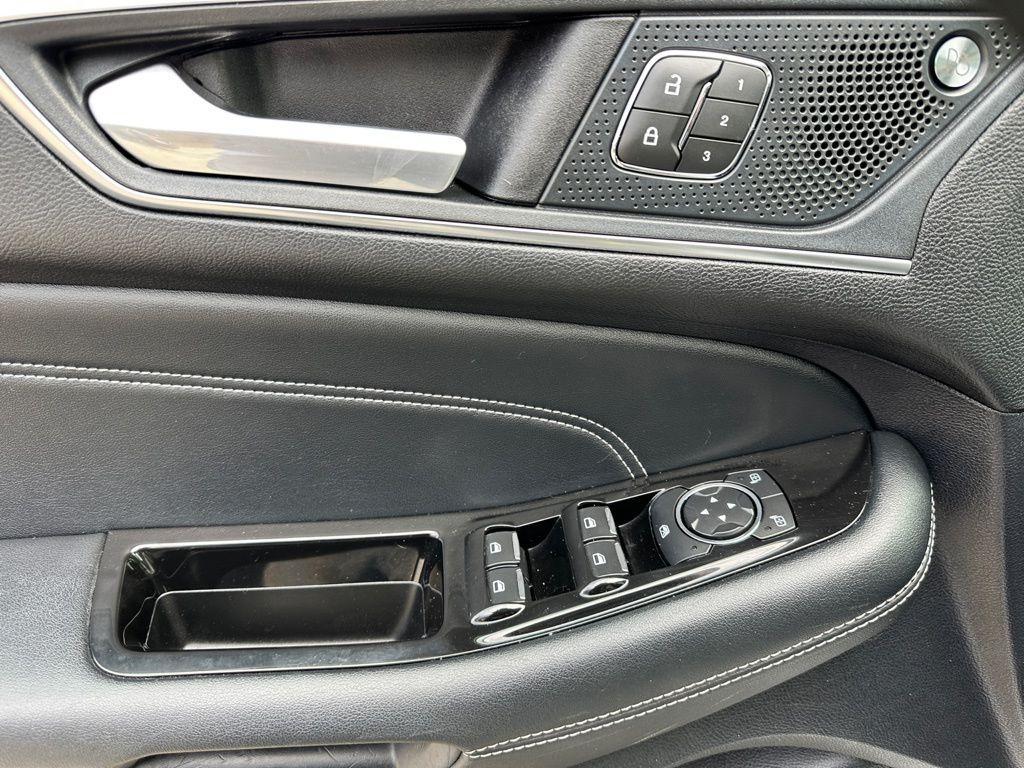 used 2019 Ford Edge car, priced at $16,736