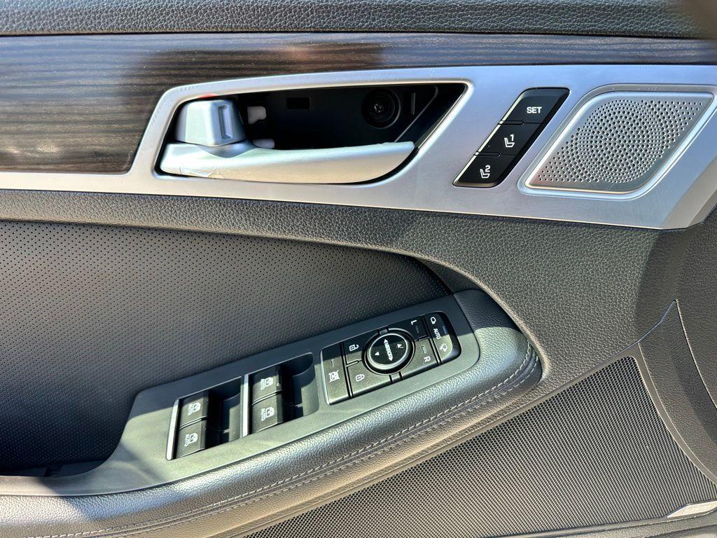 used 2018 Genesis G80 car, priced at $19,455