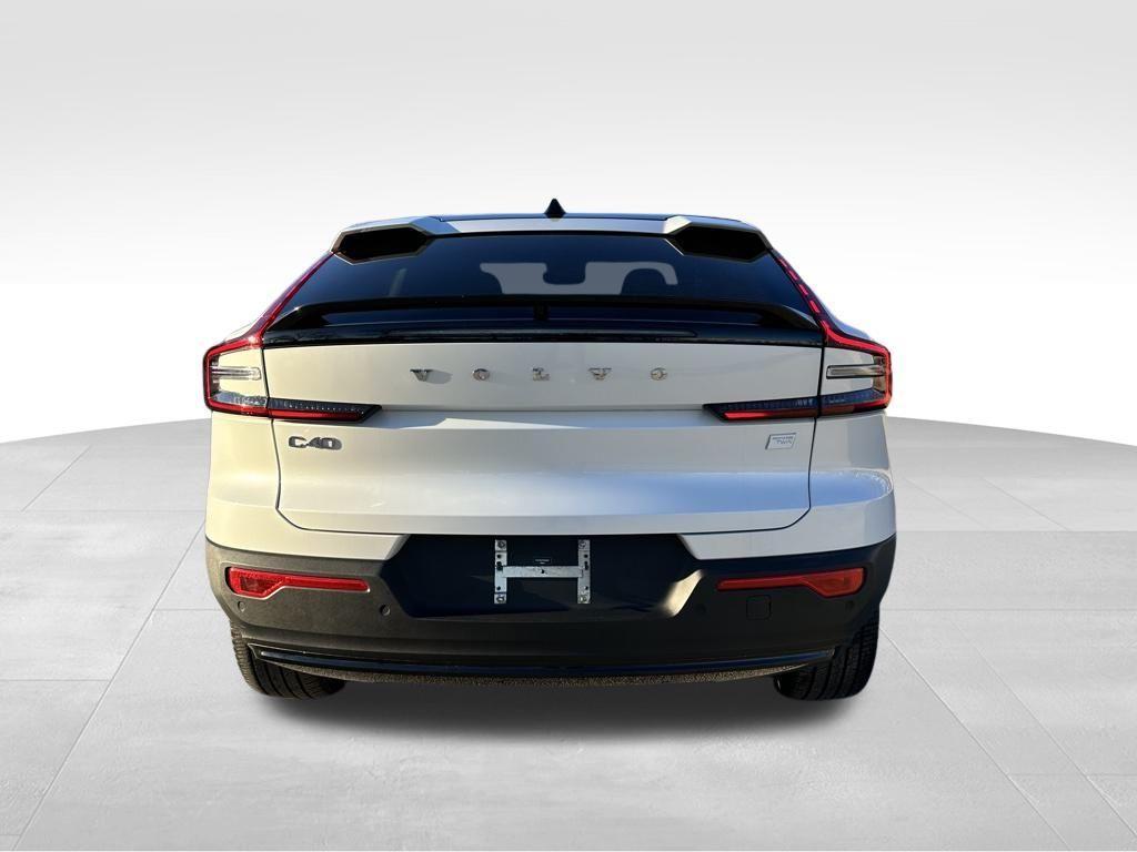 used 2023 Volvo C40 Recharge Pure Electric car, priced at $25,259