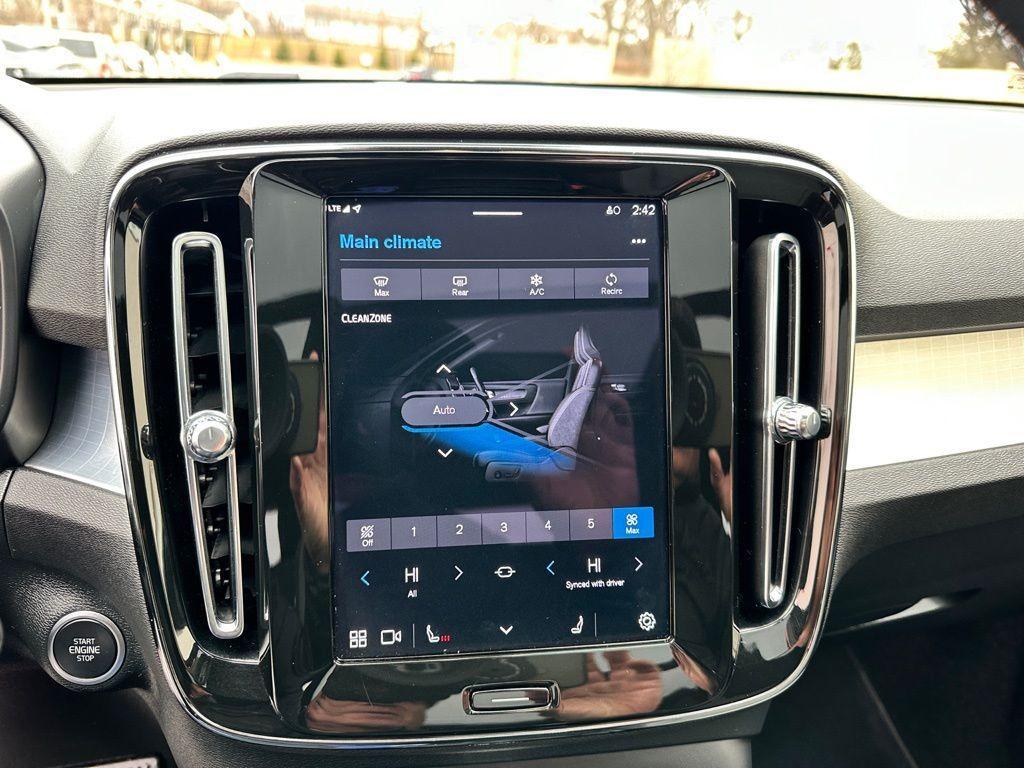 used 2025 Volvo XC40 car, priced at $28,196