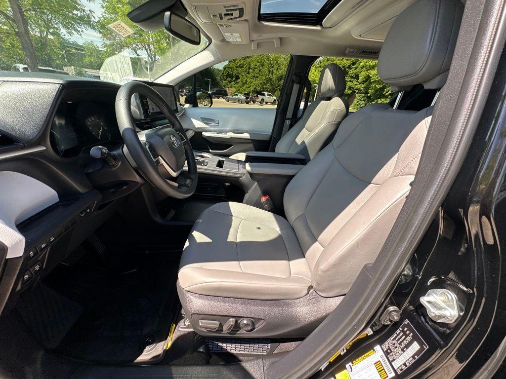 used 2025 Toyota Sienna car, priced at $48,814