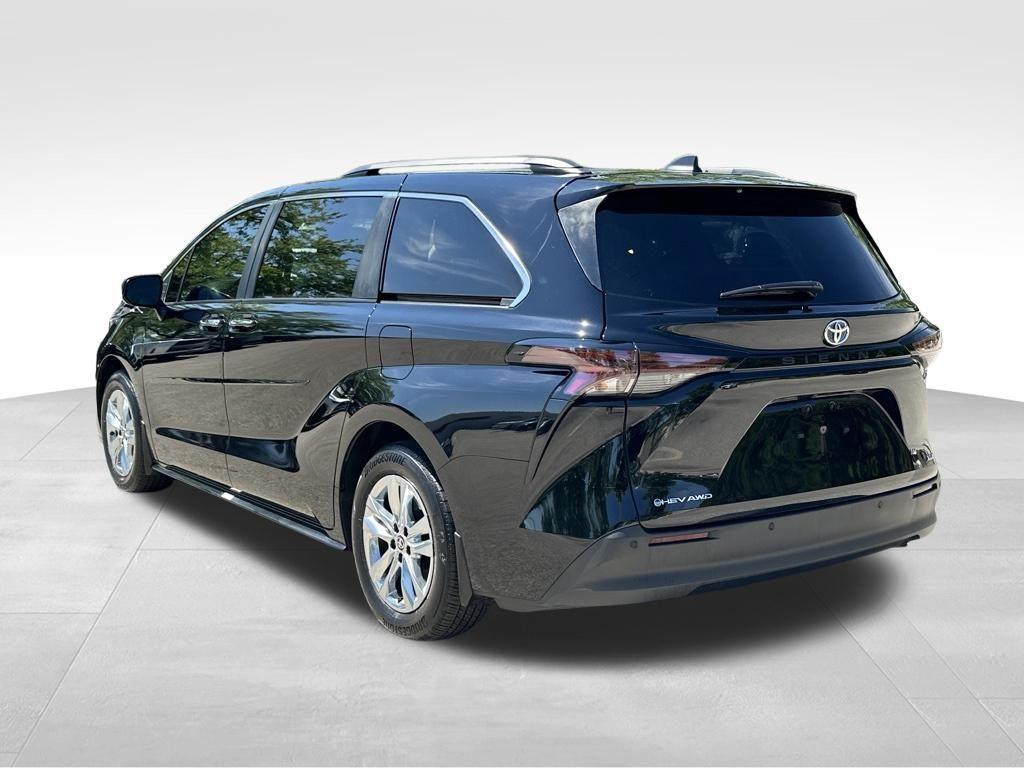 used 2025 Toyota Sienna car, priced at $48,814