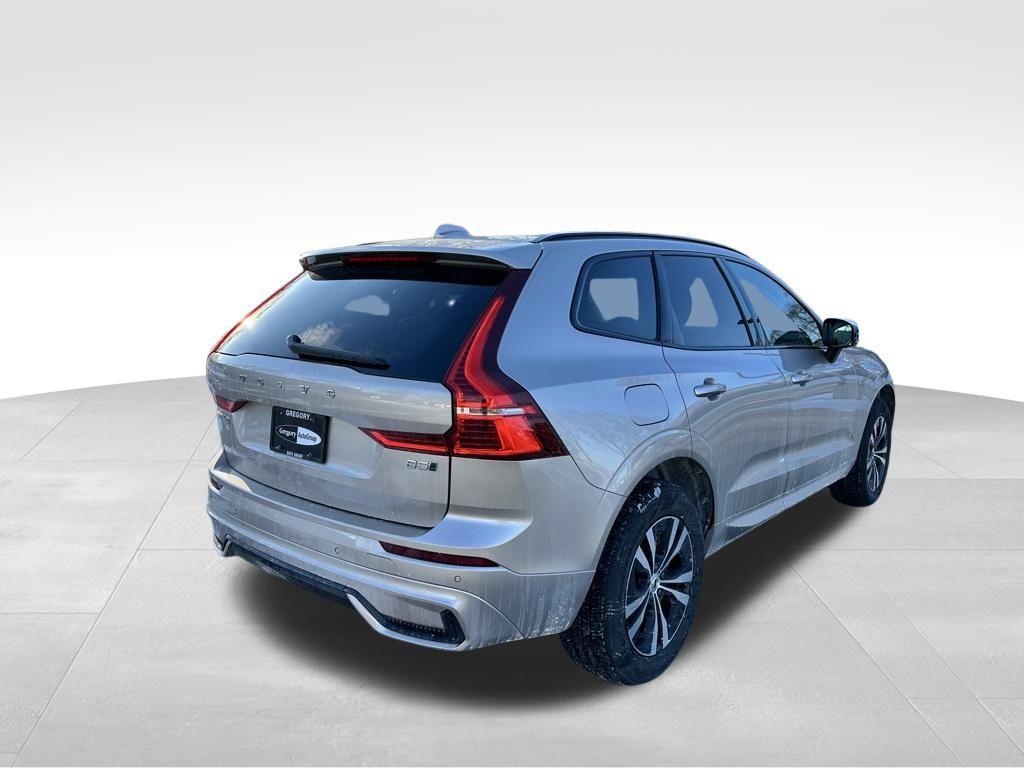 used 2025 Volvo XC60 car, priced at $28,996
