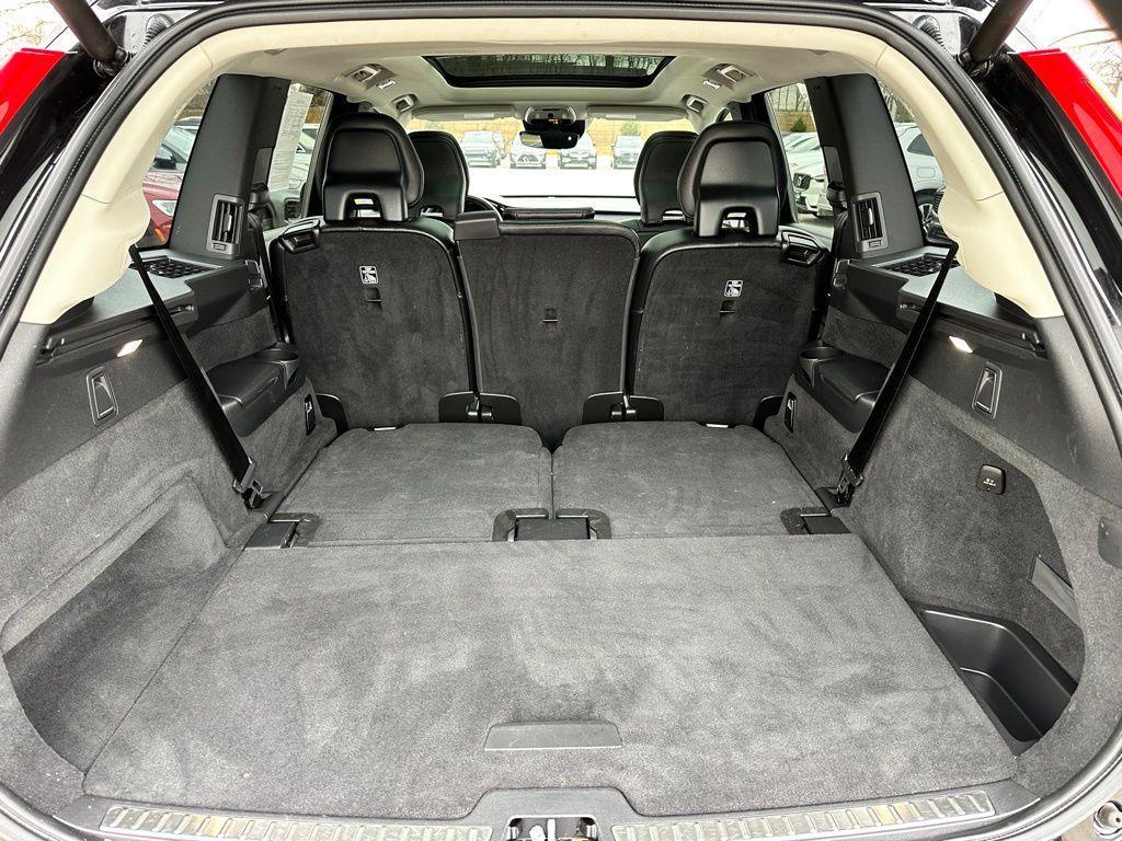 used 2019 Volvo XC90 car, priced at $24,402