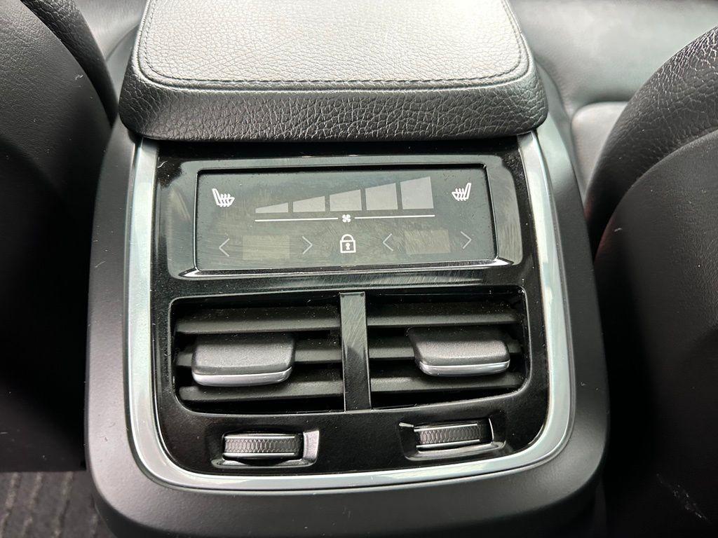 used 2019 Volvo XC90 car, priced at $24,402