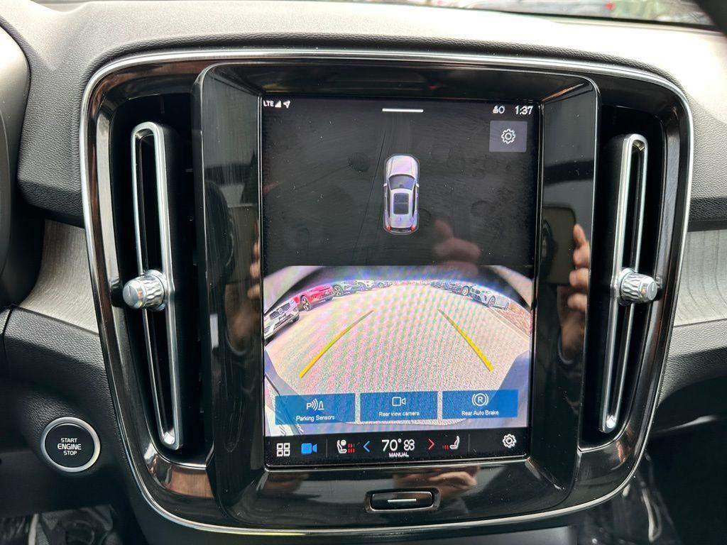used 2025 Volvo XC40 car, priced at $28,386
