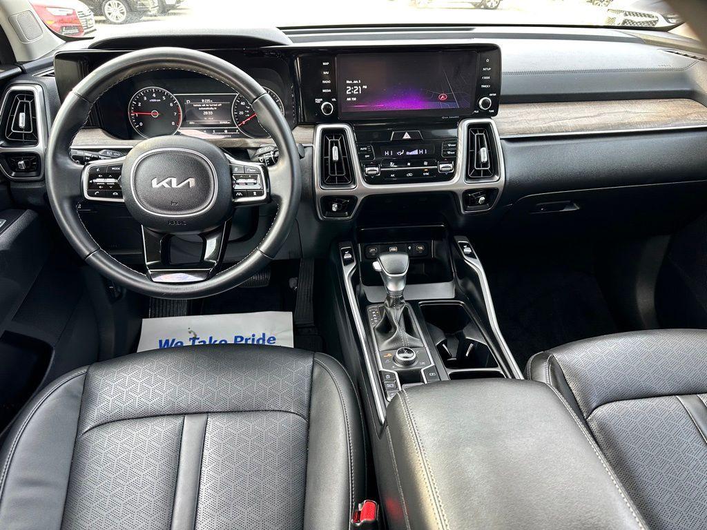 used 2023 Kia Sorento car, priced at $27,733