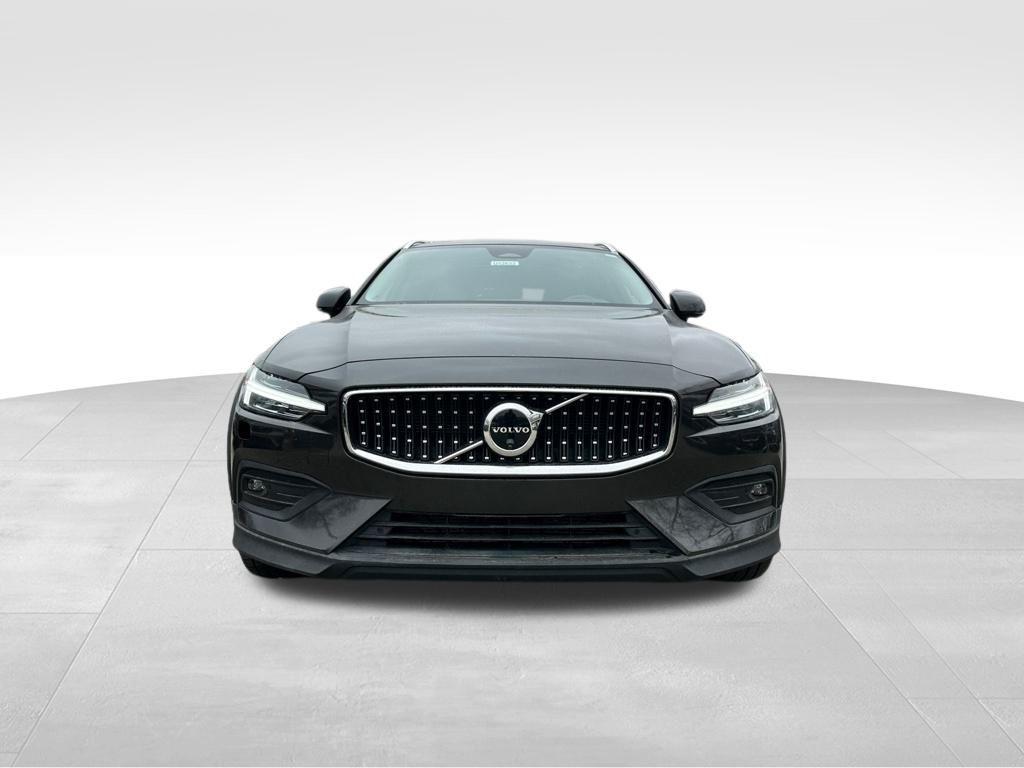 used 2025 Volvo V60 Cross Country car, priced at $33,804