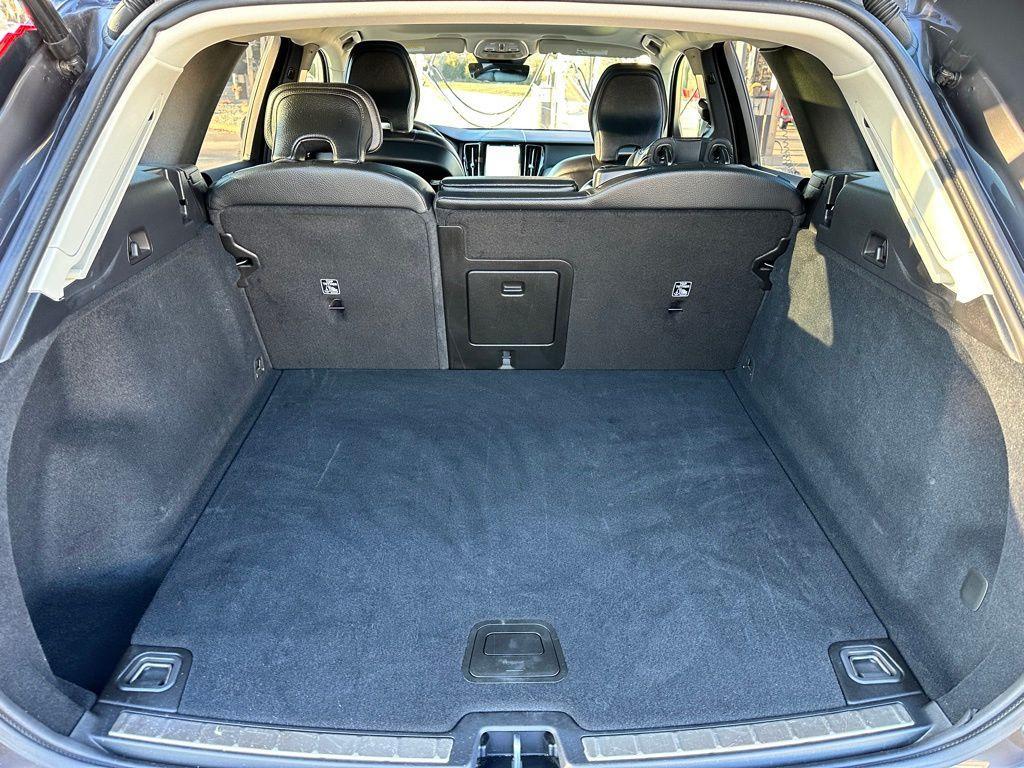 used 2025 Volvo XC60 car, priced at $31,596