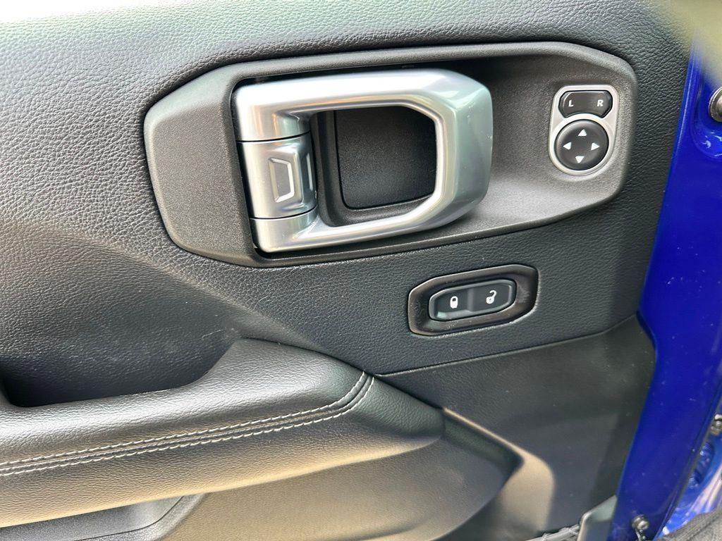 used 2019 Jeep Wrangler Unlimited car, priced at $21,994