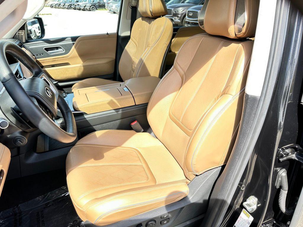 used 2025 INFINITI QX80 car, priced at $69,879