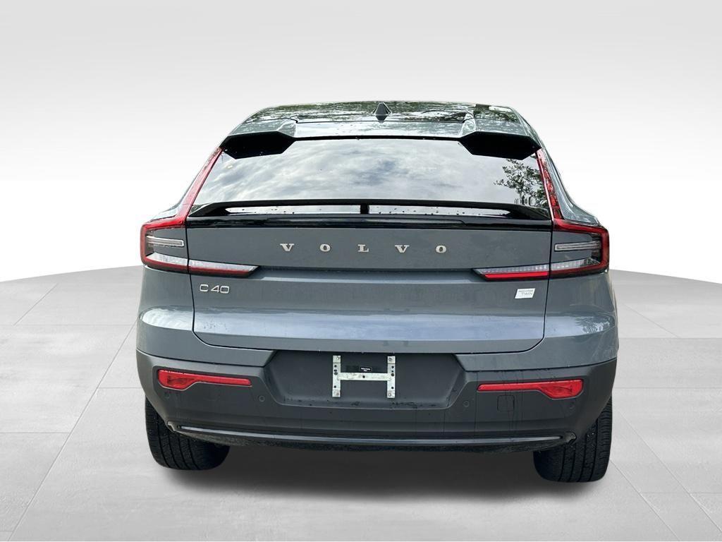 used 2023 Volvo C40 Recharge Pure Electric car, priced at $23,798