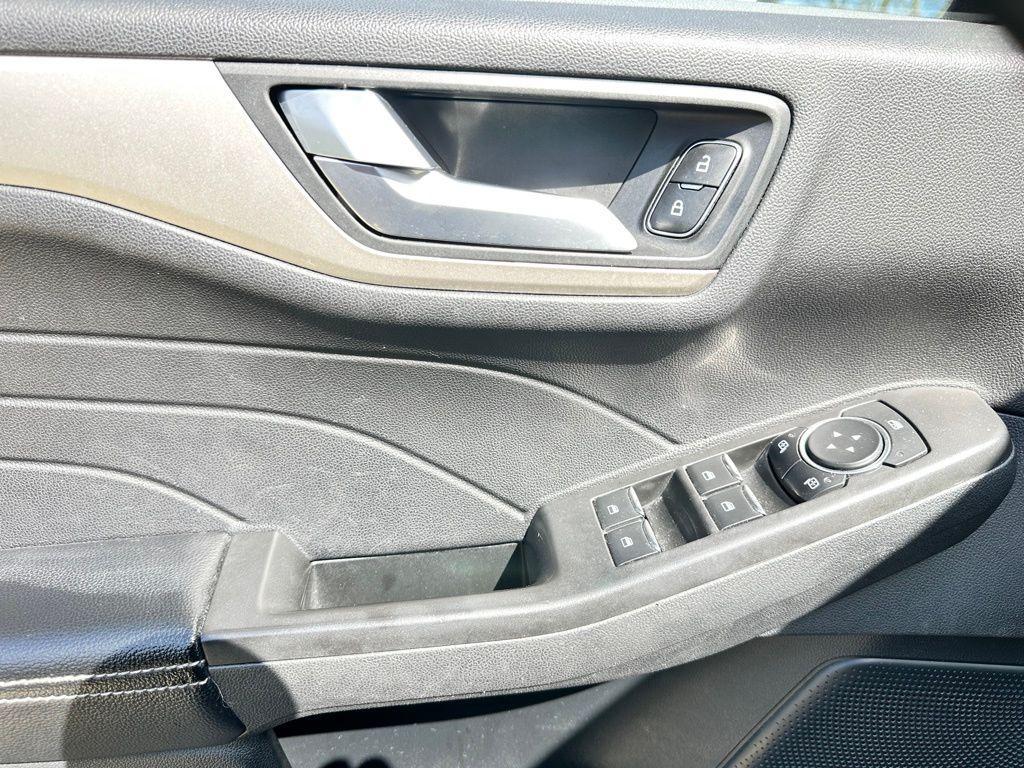 used 2021 Ford Escape car, priced at $11,998