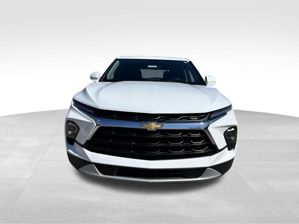 used 2025 Chevrolet Blazer car, priced at $26,386