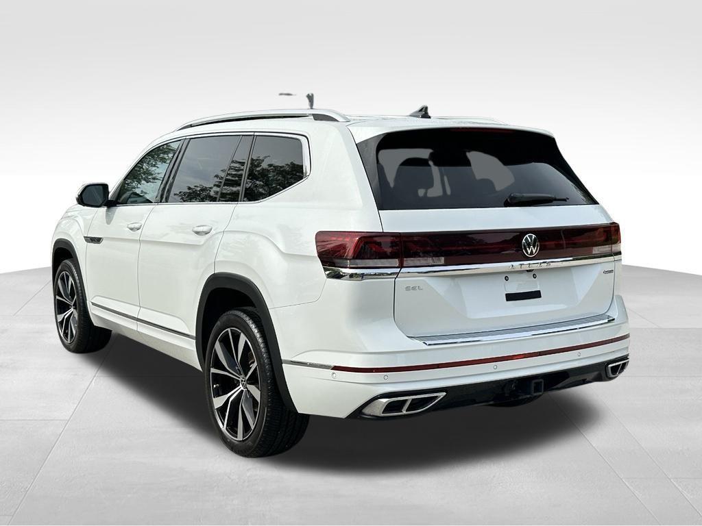 used 2024 Volkswagen Atlas car, priced at $37,943