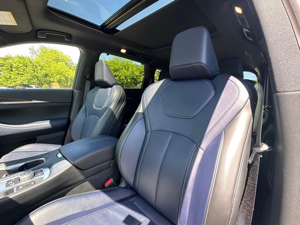 used 2026 INFINITI QX60 car, priced at $50,410