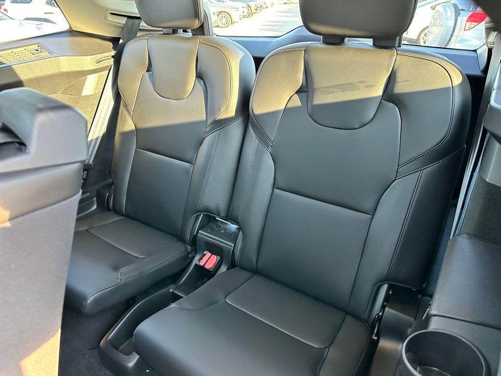 used 2024 Volvo XC90 car, priced at $35,544